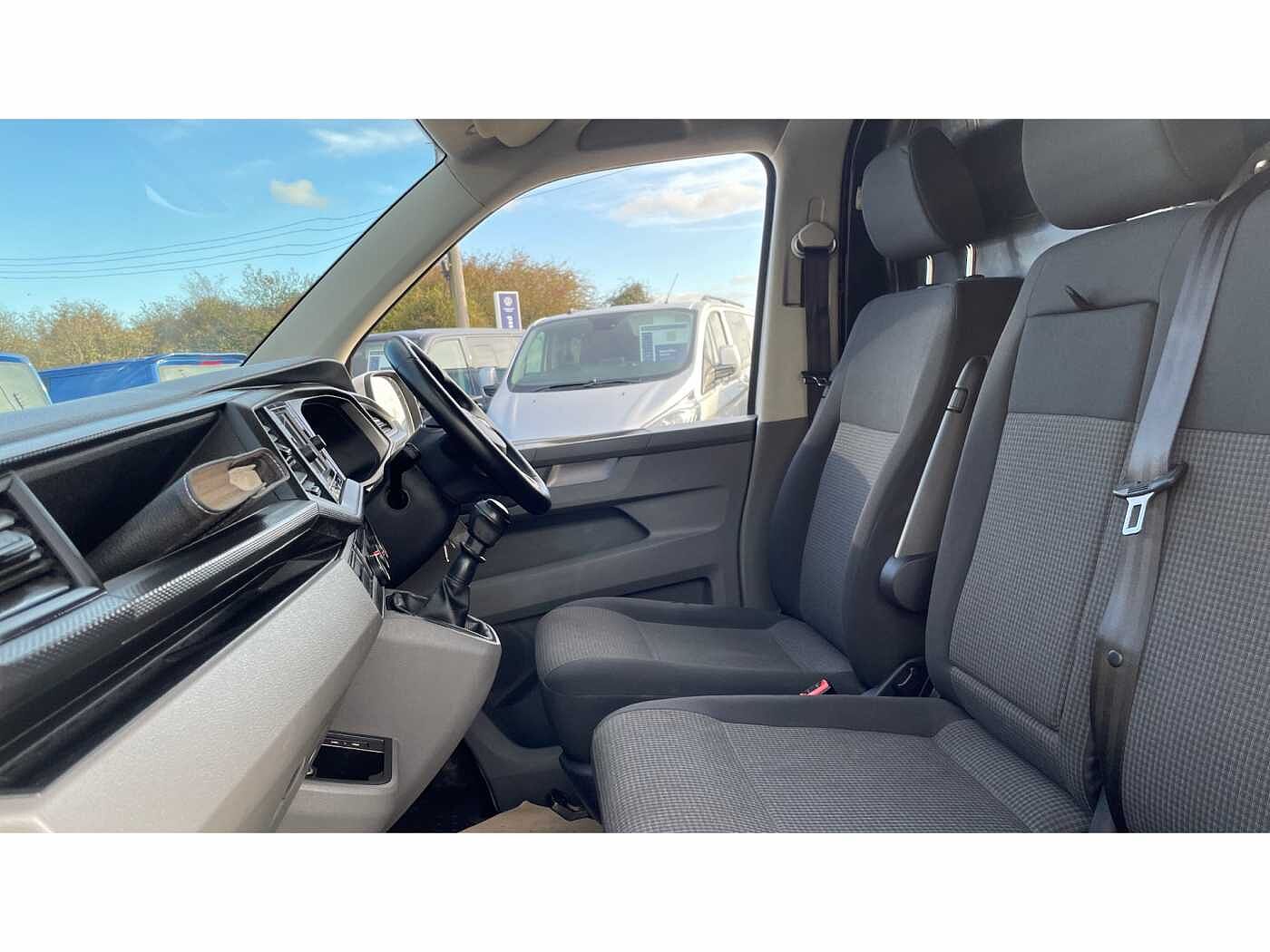 Volkswagen Transporter T32 Panel van Startline LWB 150 PS 2.0 TDI BMT 6sp Manual