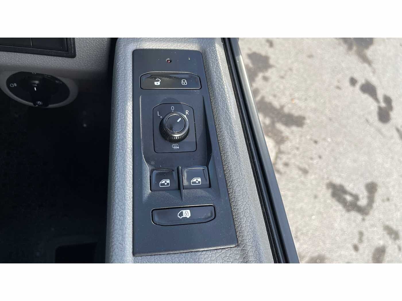 Volkswagen Transporter T32 Panel van Startline LWB 150 PS 2.0 TDI BMT 6sp Manual