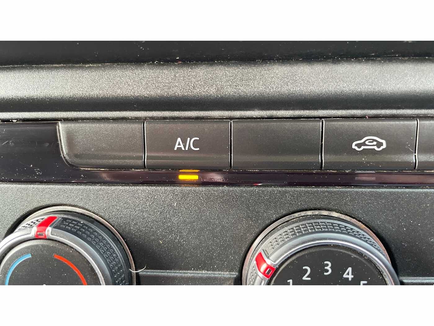 Volkswagen Transporter T32 Panel van Startline LWB 150 PS 2.0 TDI BMT 6sp Manual