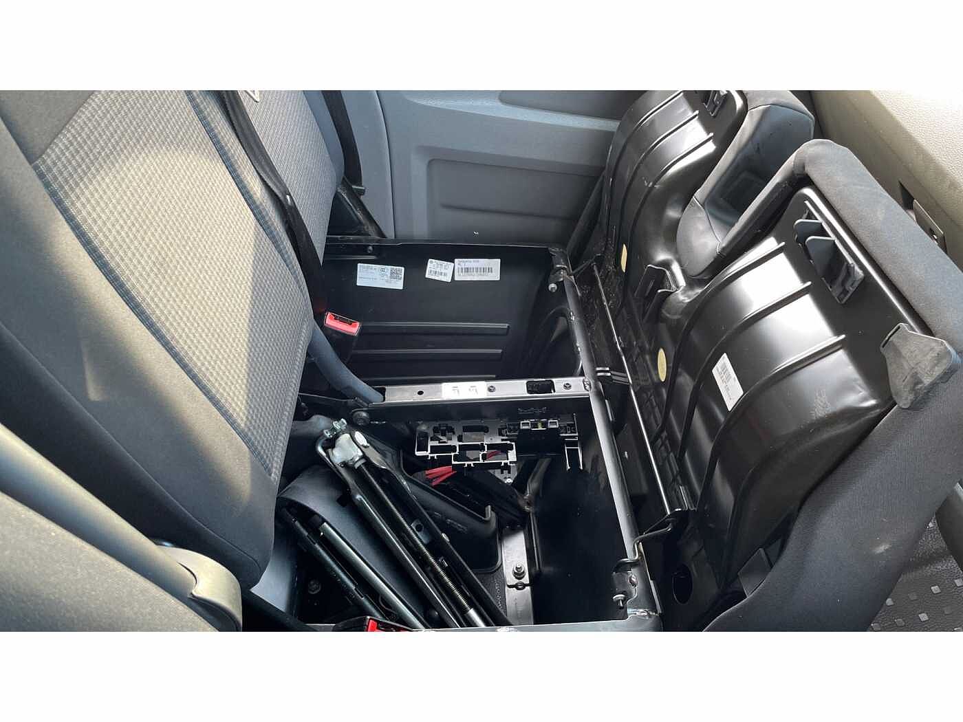 Volkswagen Transporter T32 Panel van Startline LWB 150 PS 2.0 TDI BMT 6sp Manual