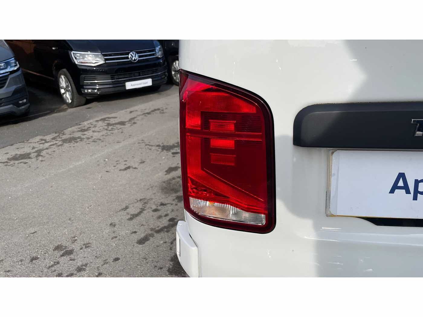 Volkswagen Transporter T32 Panel van Startline LWB 150 PS 2.0 TDI BMT 6sp Manual