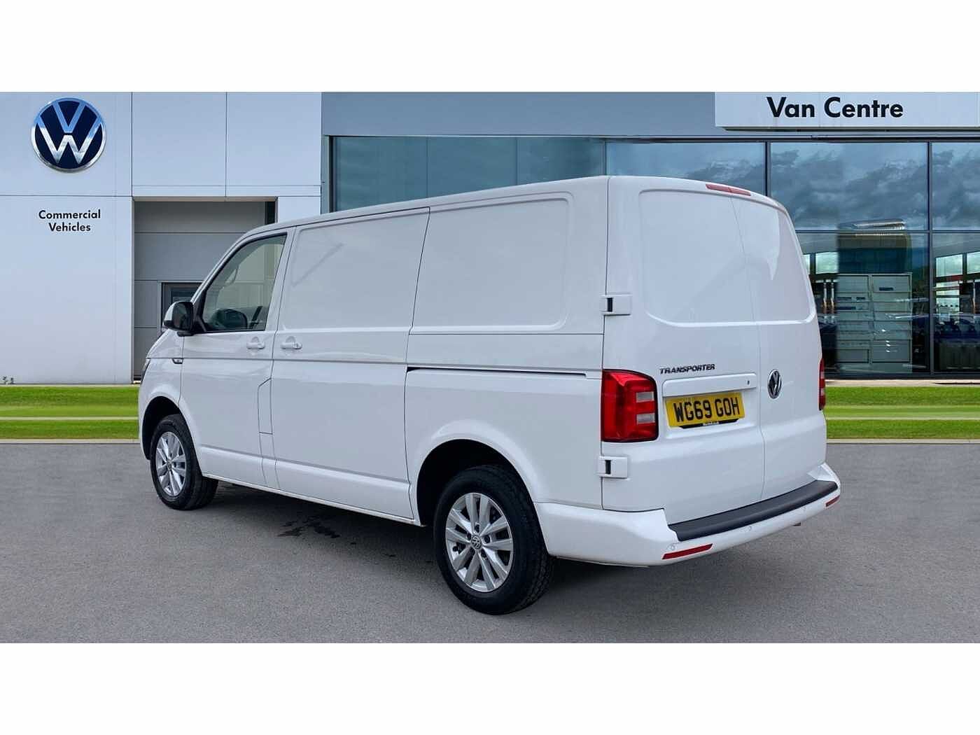 Volkswagen Transporter T28 Panel van Highline SWB 102 PS 2.0 TDI BMT 5sp Manual