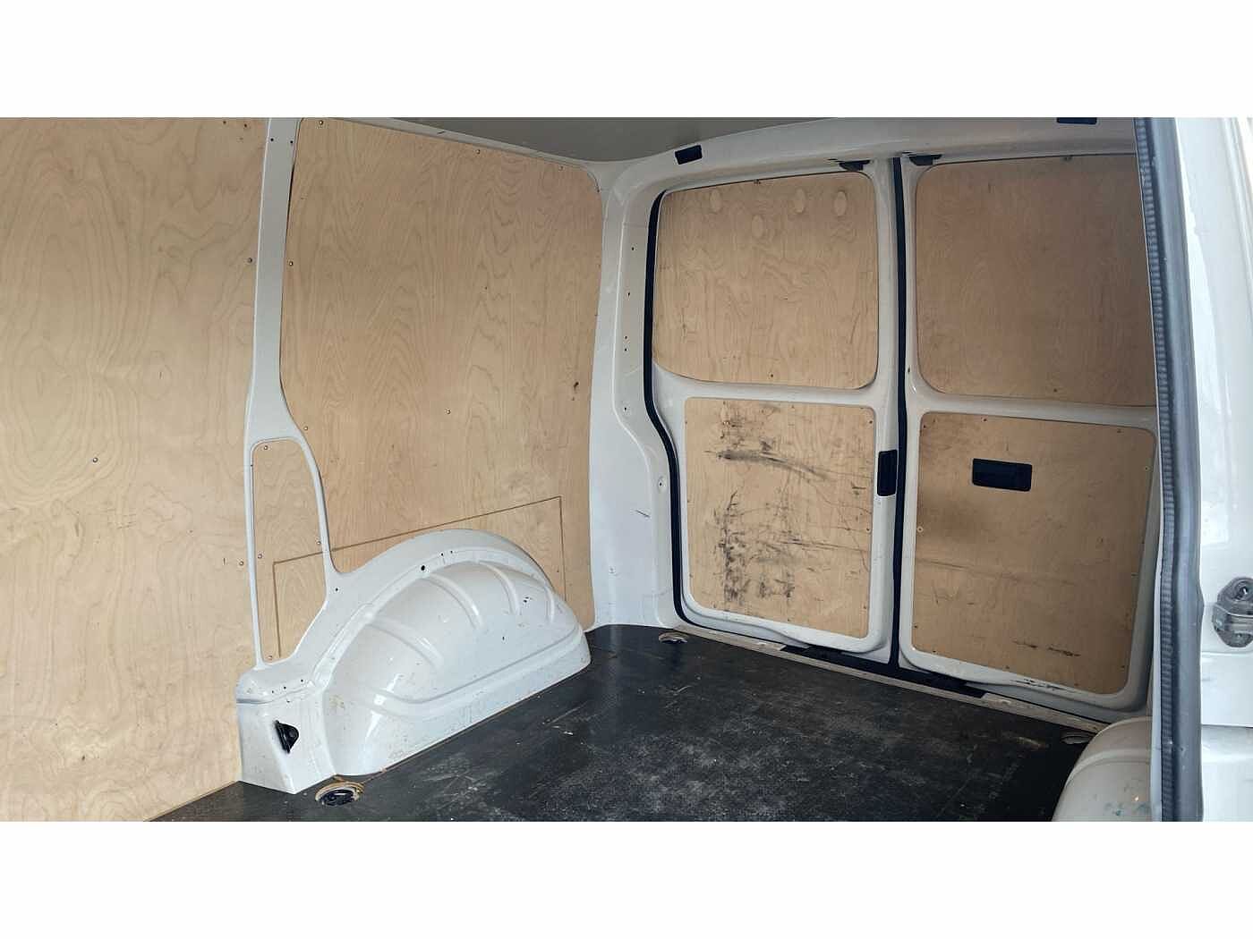 Volkswagen Transporter T28 Panel van Highline SWB 102 PS 2.0 TDI BMT 5sp Manual