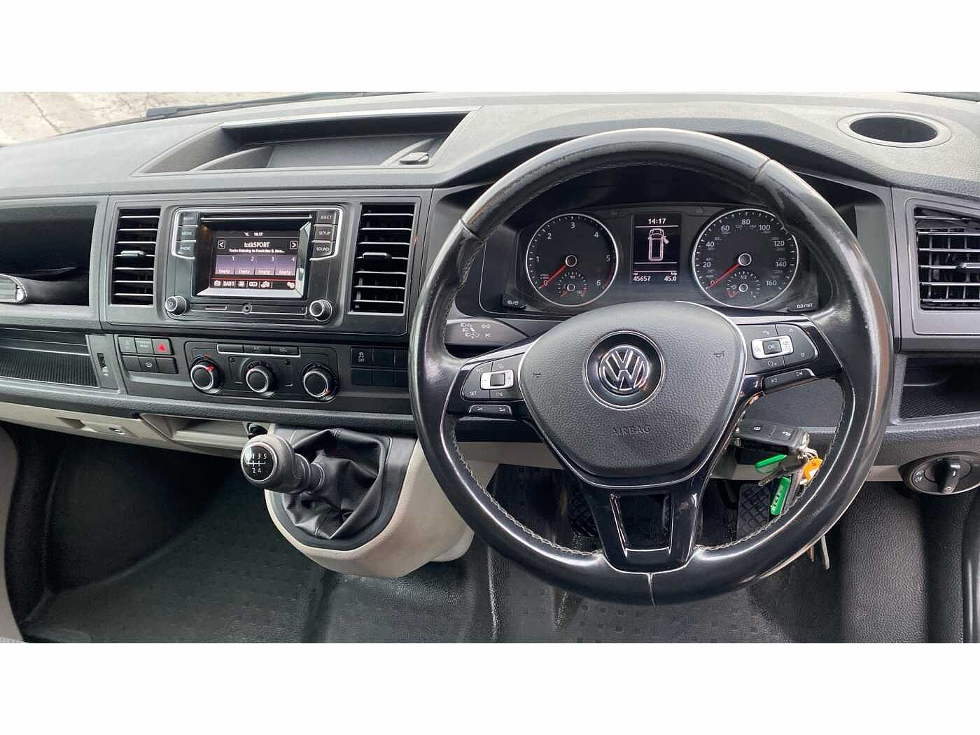 Volkswagen Transporter T28 Panel van Highline SWB 102 PS 2.0 TDI BMT 5sp Manual