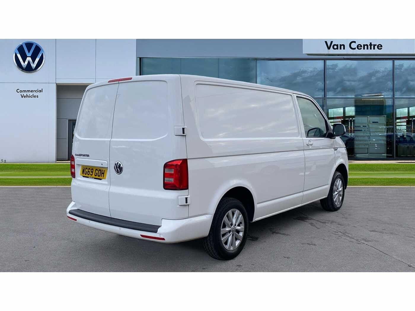 Volkswagen Transporter T28 Panel van Highline SWB 102 PS 2.0 TDI BMT 5sp Manual