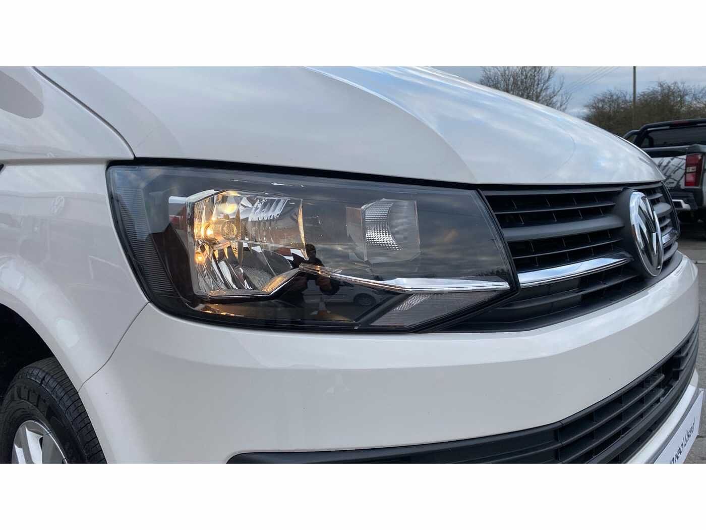 Volkswagen Transporter T28 Panel van Highline SWB 102 PS 2.0 TDI BMT 5sp Manual