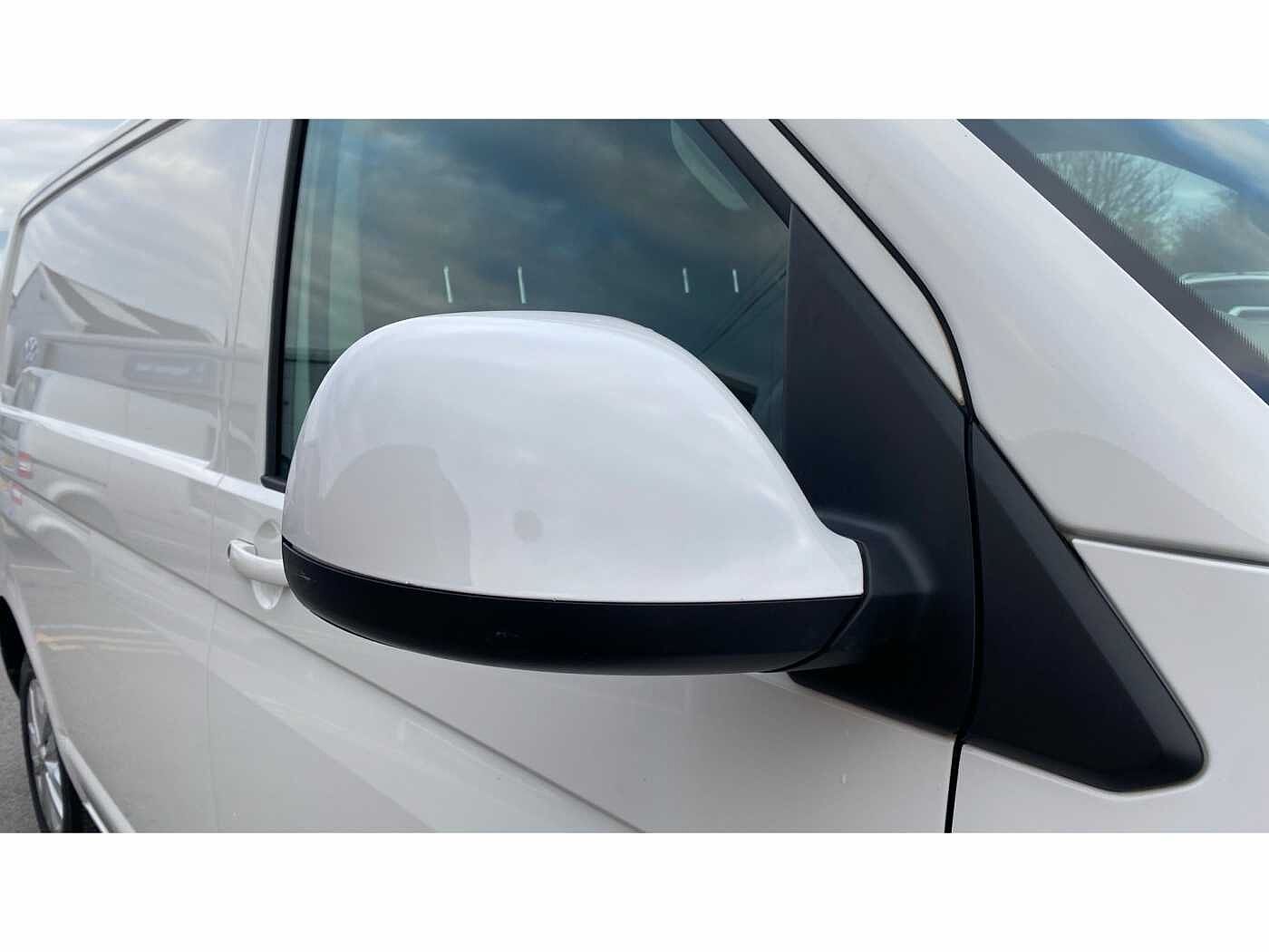 Volkswagen Transporter T28 Panel van Highline SWB 102 PS 2.0 TDI BMT 5sp Manual