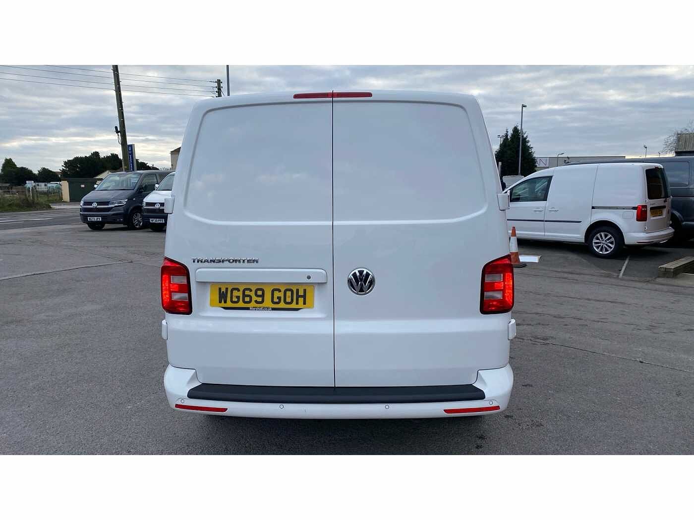 Volkswagen Transporter T28 Panel van Highline SWB 102 PS 2.0 TDI BMT 5sp Manual
