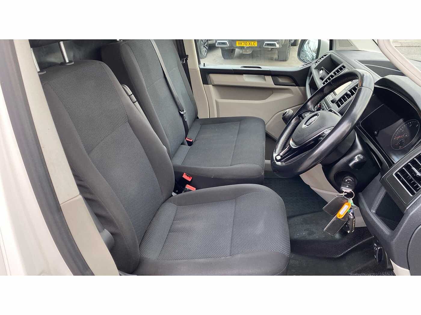 Volkswagen Transporter T28 Panel van Highline SWB 102 PS 2.0 TDI BMT 5sp Manual