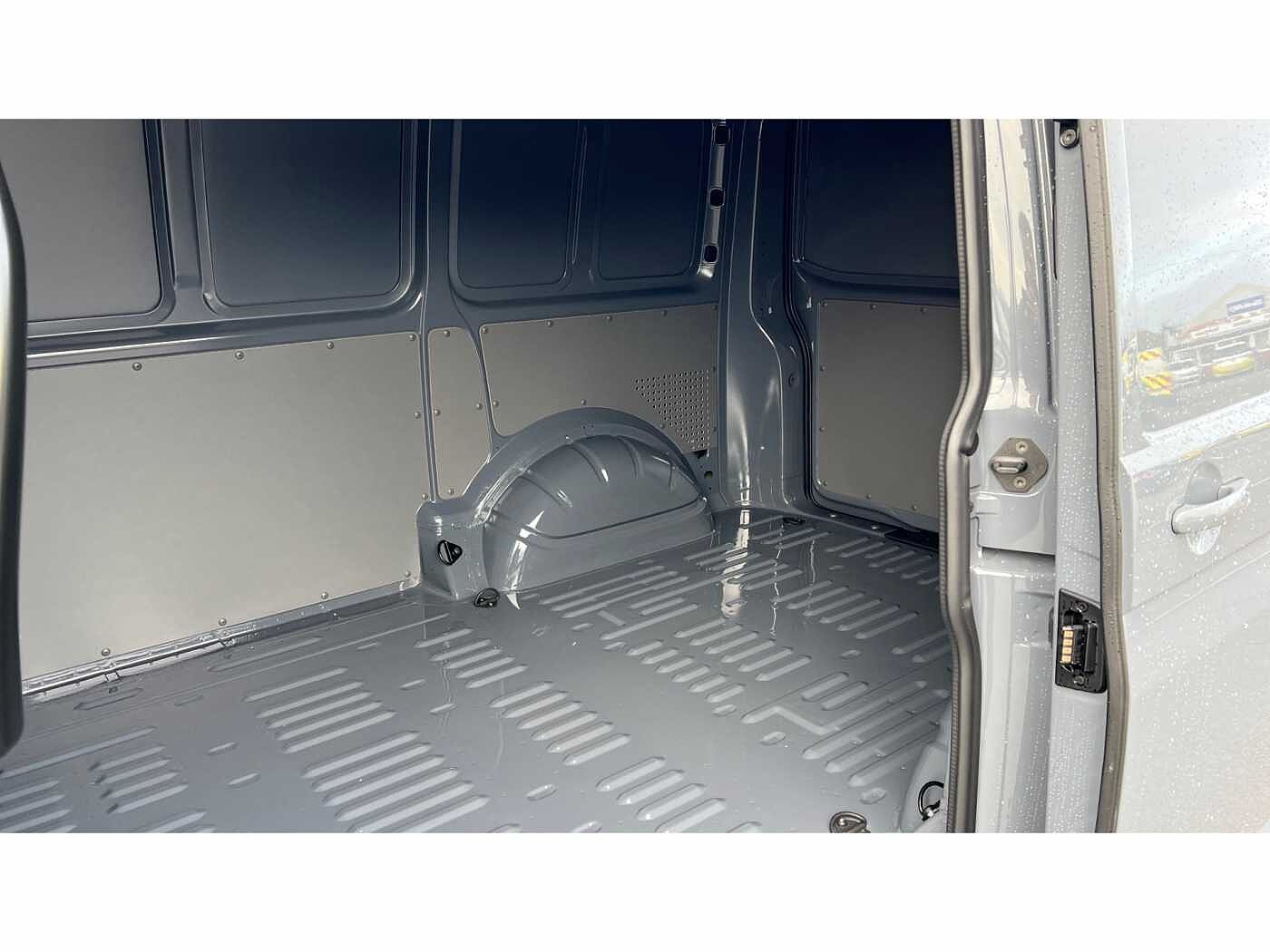 Volkswagen Transporter T28 Panel van Highline SWB 110 PS 2.0 TDI 5sp Manual
