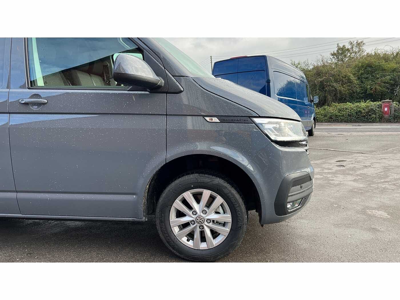 Volkswagen Transporter T28 Panel van Highline SWB 110 PS 2.0 TDI 5sp Manual