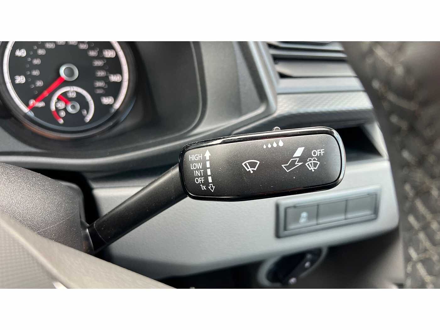 Volkswagen Transporter T28 Panel van Highline SWB 110 PS 2.0 TDI 5sp Manual
