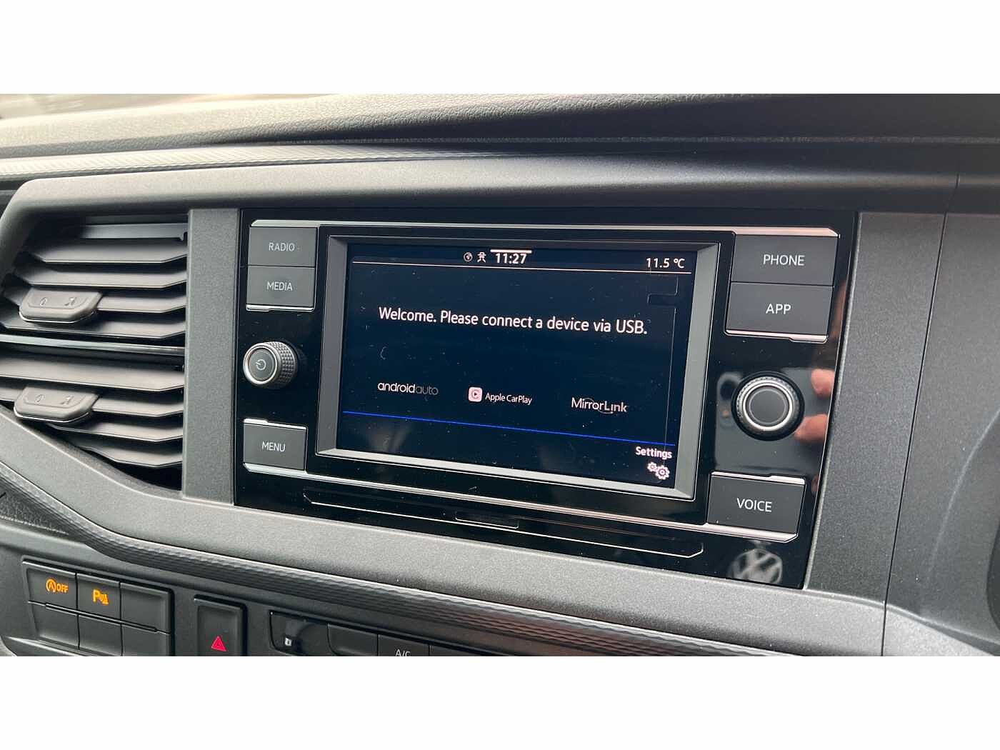 Volkswagen Transporter T28 Panel van Highline SWB 110 PS 2.0 TDI 5sp Manual