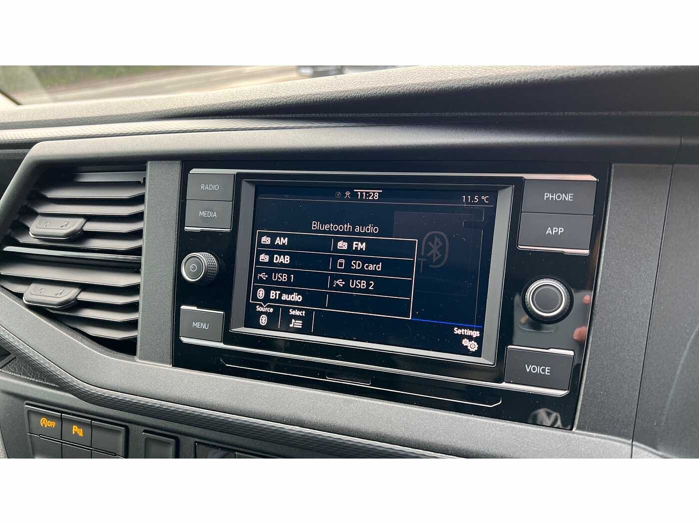 Volkswagen Transporter T28 Panel van Highline SWB 110 PS 2.0 TDI 5sp Manual
