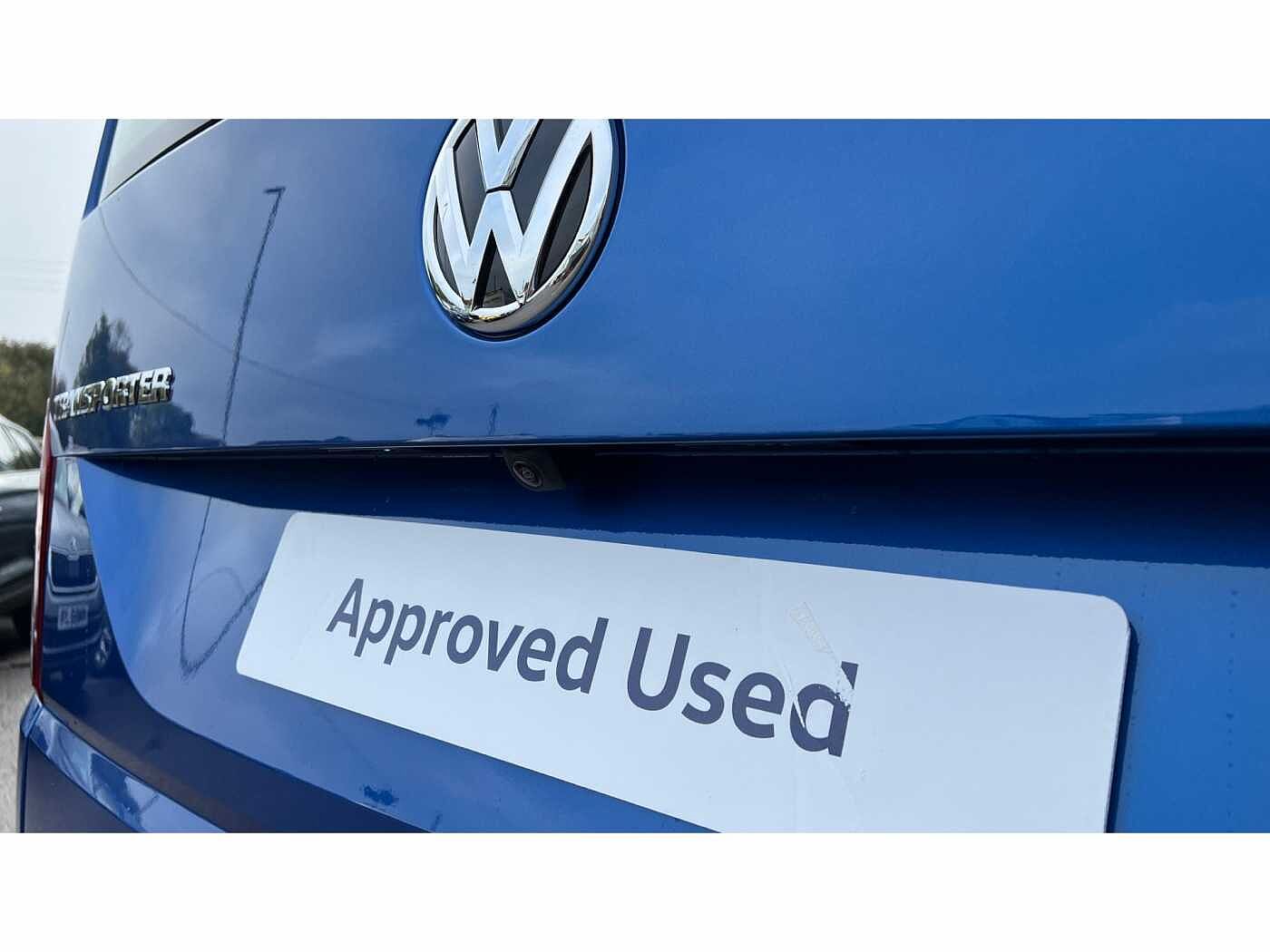Volkswagen Transporter T30 Panel van Highline LWB 150 PS 2.0 TDI 7sp DSG