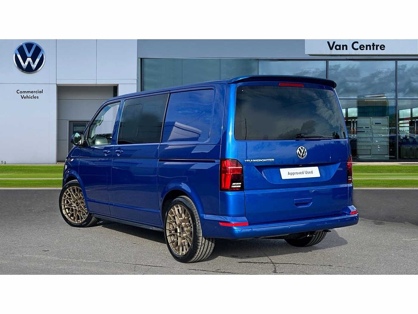 Volkswagen Transporter T32 Kombi Highline SWB 204 PS 2.0 TDI 7sp DSG