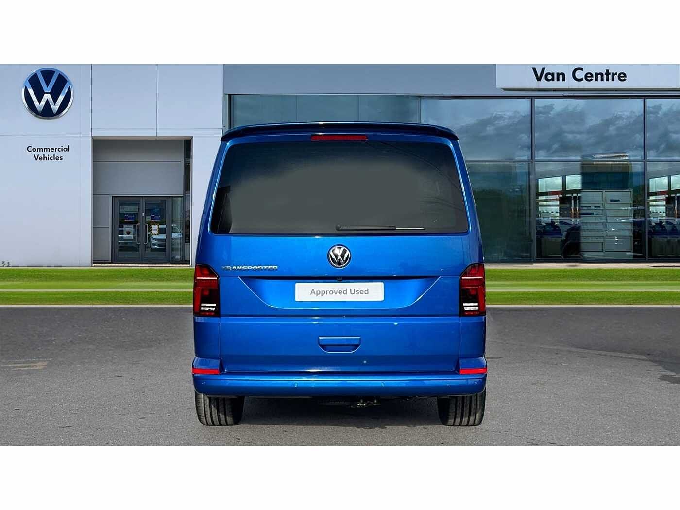 Volkswagen Transporter T32 Kombi Highline SWB 204 PS 2.0 TDI 7sp DSG
