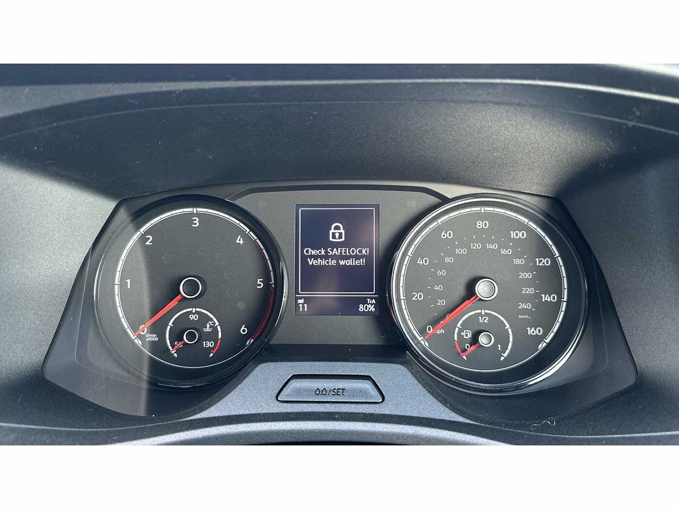 Volkswagen Transporter T32 Kombi Highline SWB 204 PS 2.0 TDI 7sp DSG