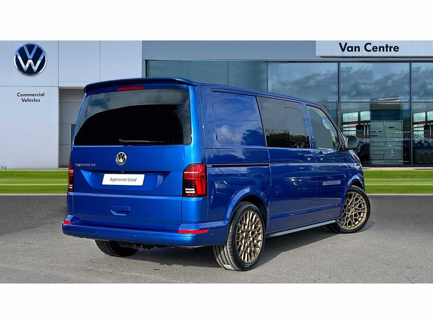 Volkswagen Transporter T32 Kombi Highline SWB 204 PS 2.0 TDI 7sp DSG