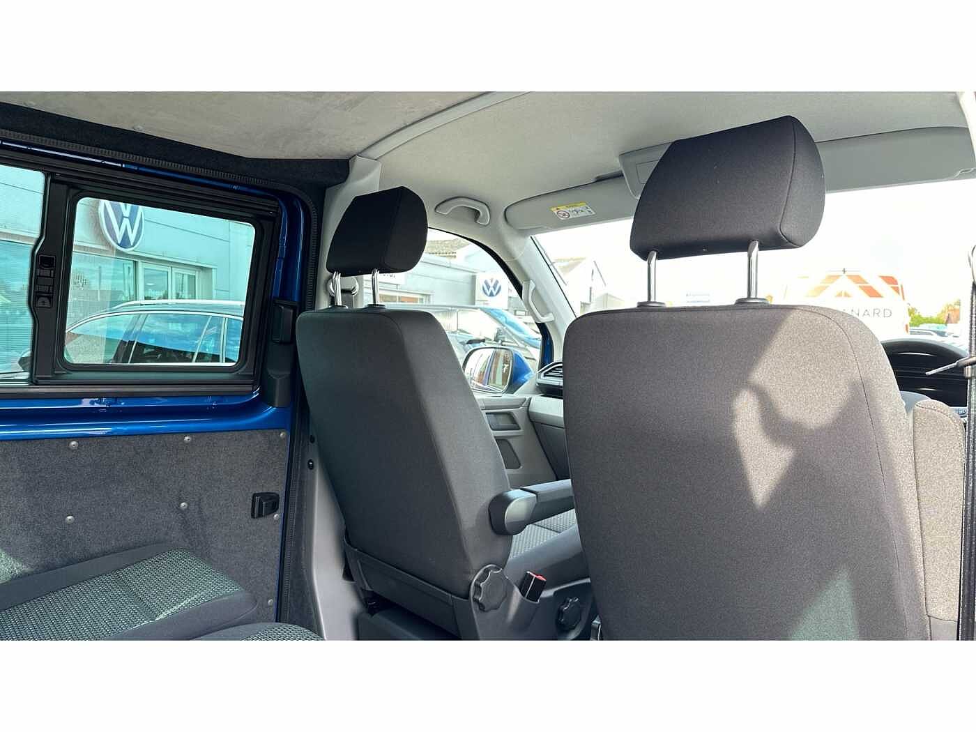 Volkswagen Transporter T32 Kombi Highline SWB 204 PS 2.0 TDI 7sp DSG