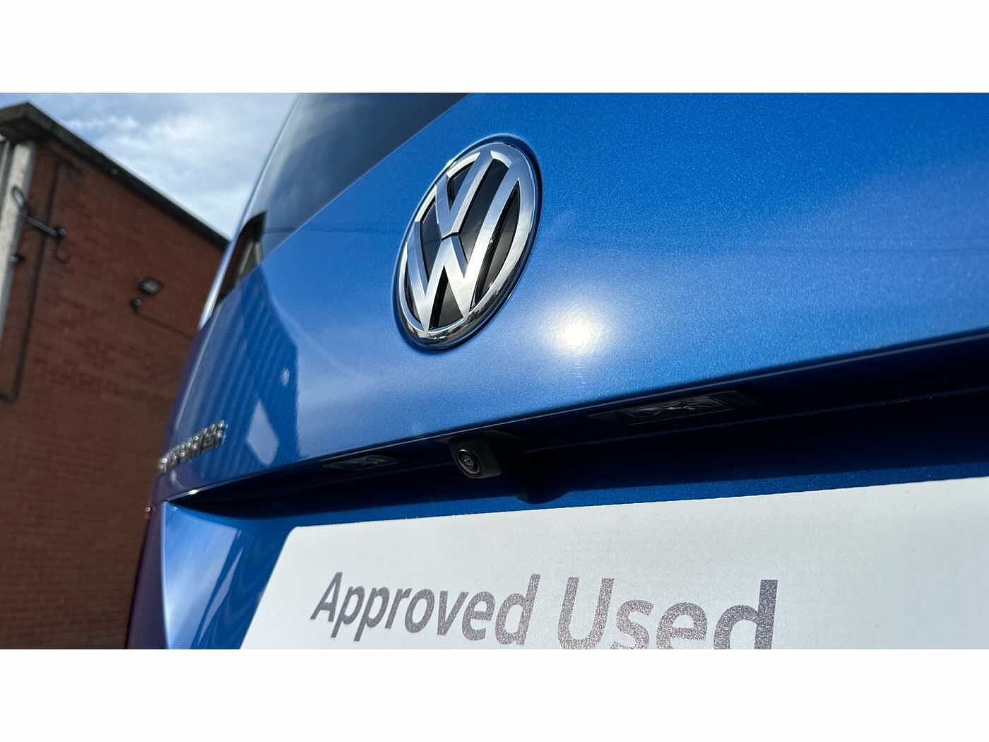 Volkswagen Transporter T32 Kombi Highline SWB 204 PS 2.0 TDI 7sp DSG