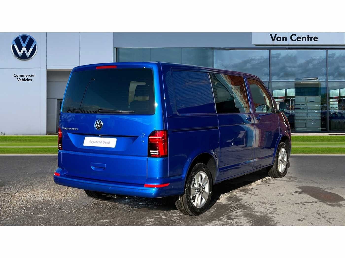 Volkswagen Transporter T32 Kombi Highline SWB 204 PS 2.0 TDI 7sp DSG