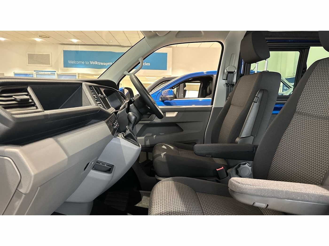 Volkswagen Transporter T32 Panel van Highline SWB 204 PS 2.0 TDI 7sp DSG