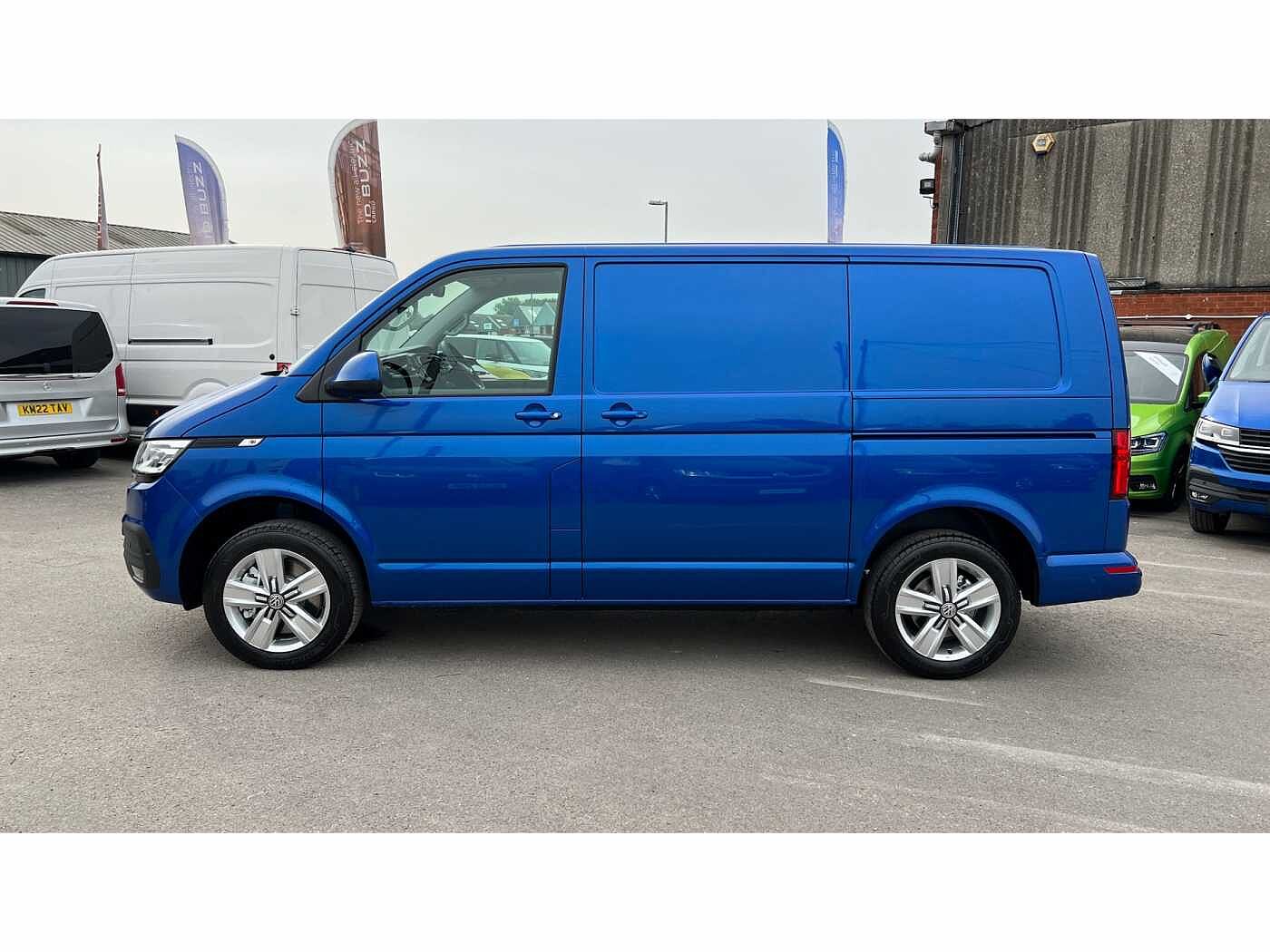Volkswagen Transporter T32 Panel van Highline SWB 204 PS 2.0 TDI 7sp DSG