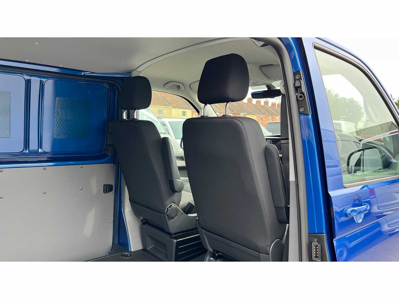 Volkswagen Transporter T32 Panel van Highline SWB 204 PS 2.0 TDI 7sp DSG