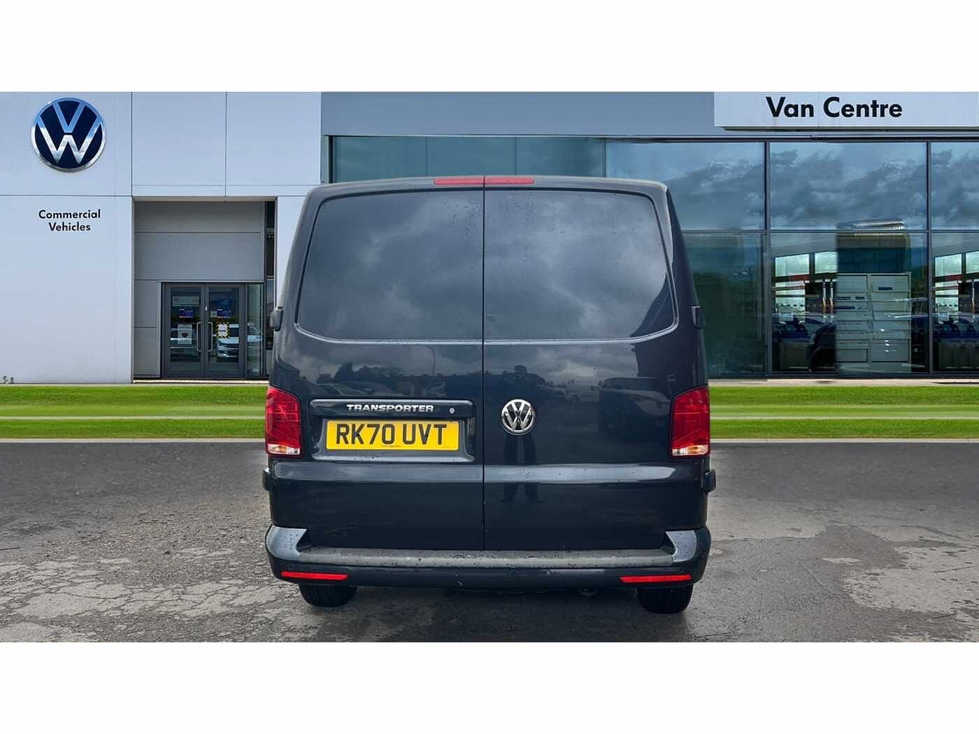 Volkswagen Transporter T30 Panel van Highline LWB 110 PS 2.0 TDI 5sp Manual