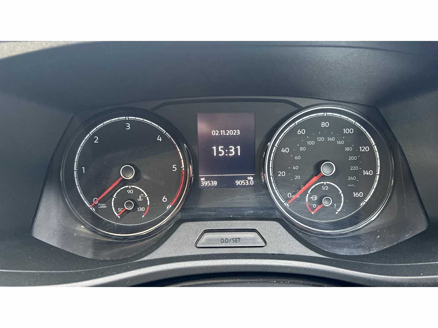 Volkswagen Transporter T30 Panel van Highline LWB 110 PS 2.0 TDI 5sp Manual