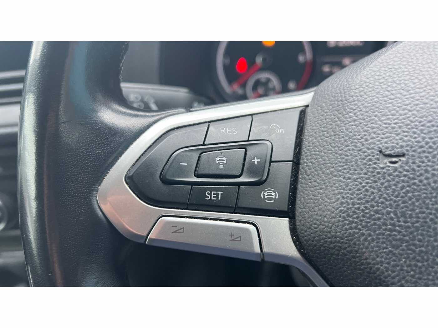 Volkswagen Transporter T30 Panel van Highline LWB 110 PS 2.0 TDI 5sp Manual