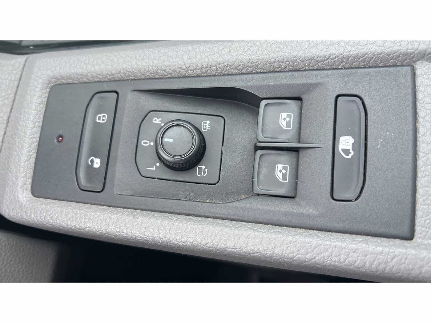 Volkswagen Transporter T30 Panel van Highline LWB 110 PS 2.0 TDI 5sp Manual