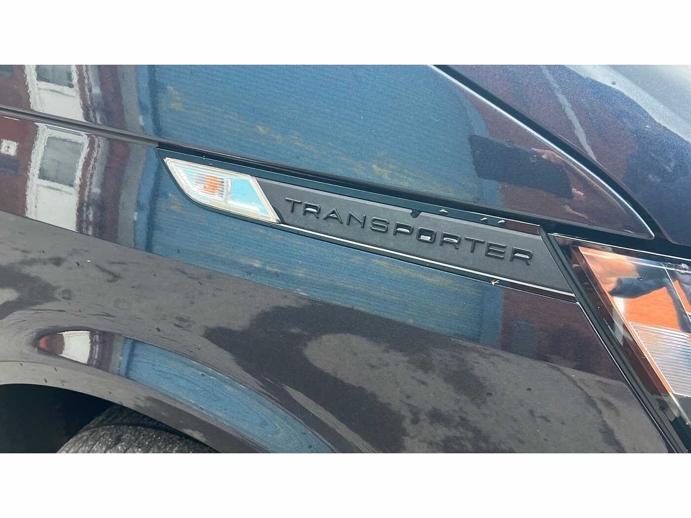 Volkswagen Transporter T30 Panel van Highline LWB 110 PS 2.0 TDI 5sp Manual