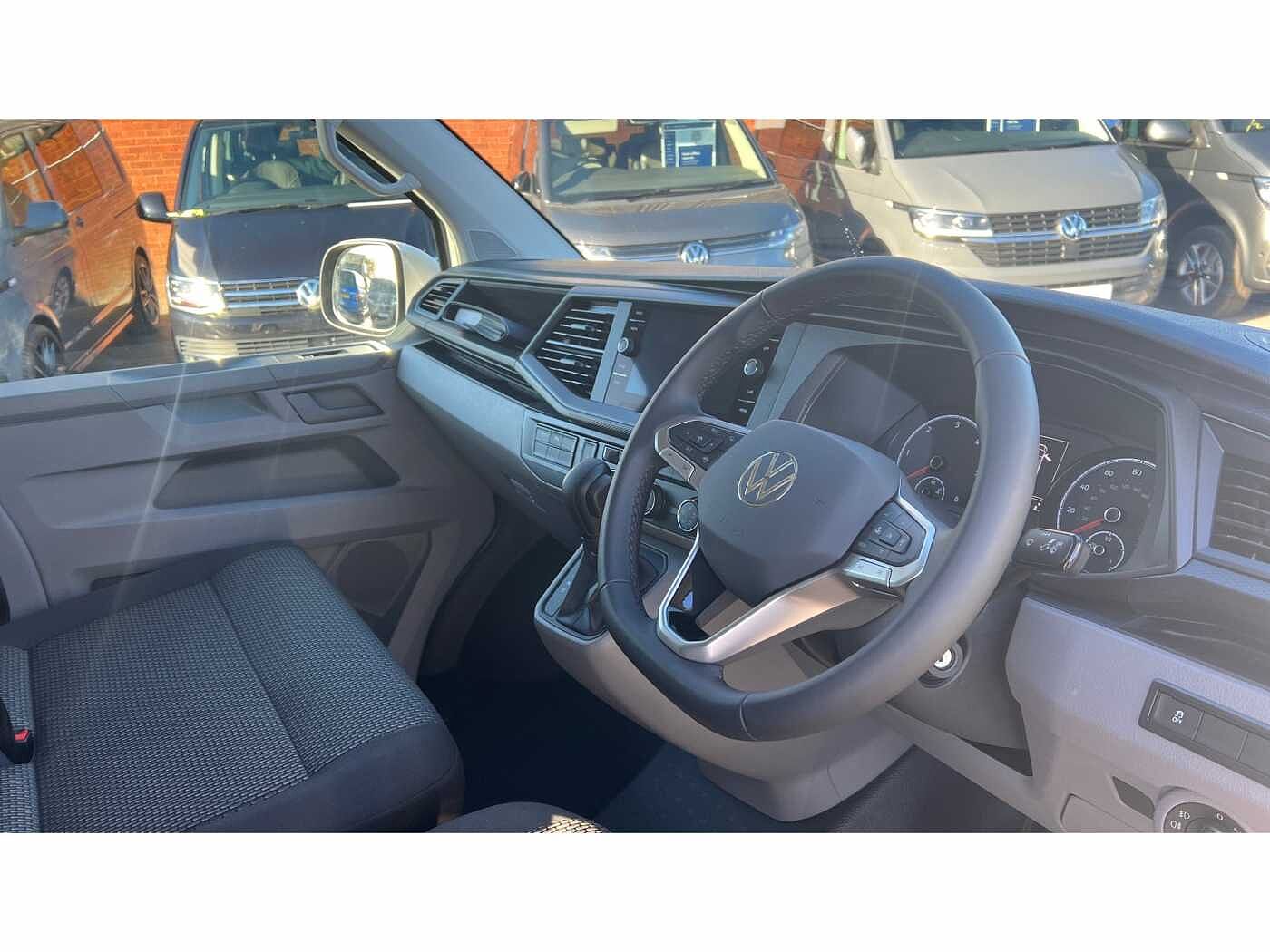 Volkswagen Transporter T32 Panel van Highline SWB 204 PS 2.0 TDI 7sp DSG