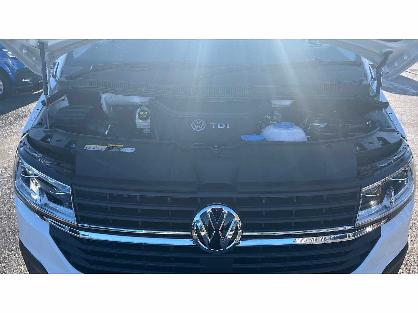 Volkswagen Transporter T32 Panel van Highline SWB 204 PS 2.0 TDI 7sp DSG