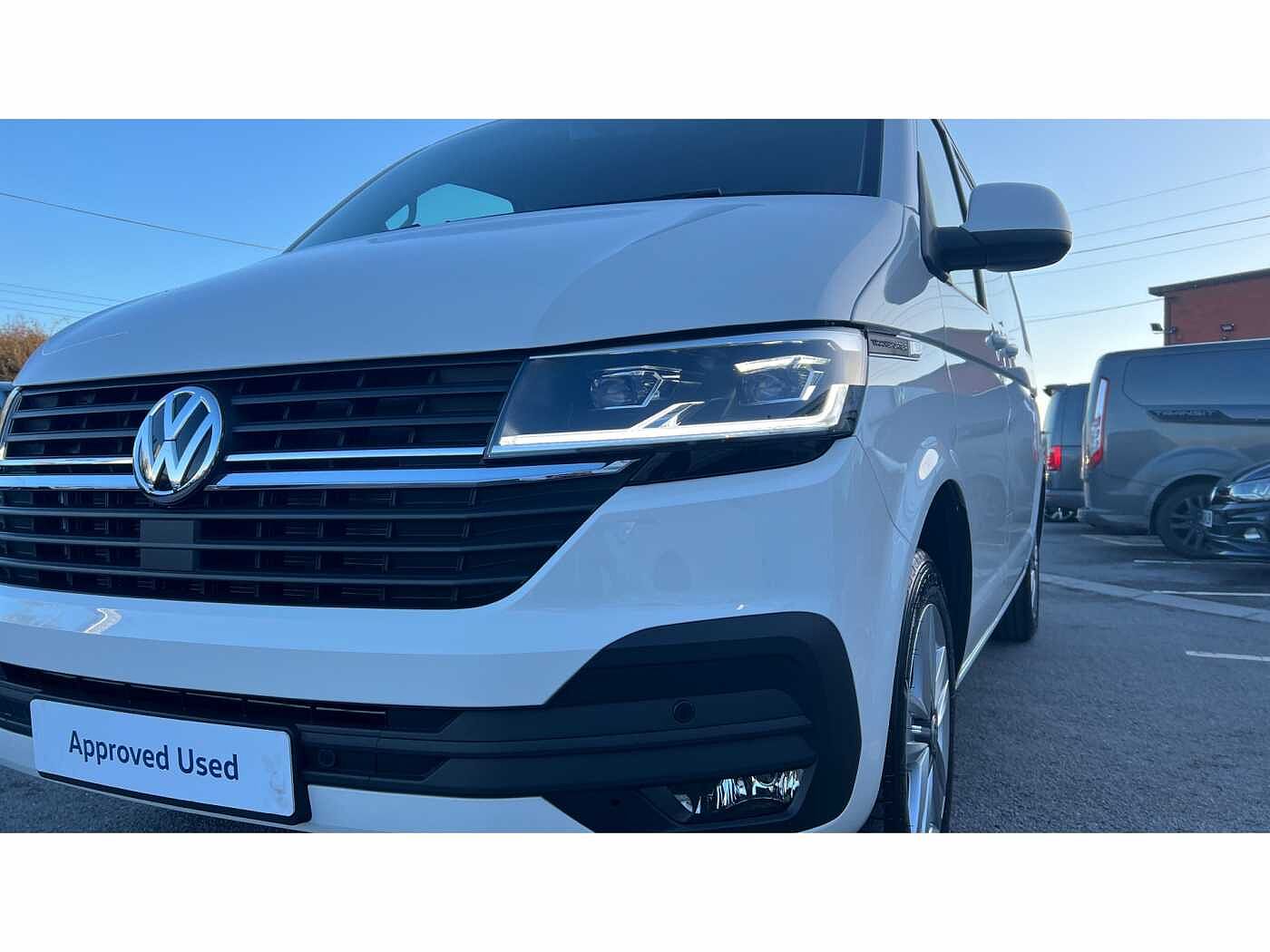 Volkswagen Transporter T32 Panel van Highline SWB 204 PS 2.0 TDI 7sp DSG
