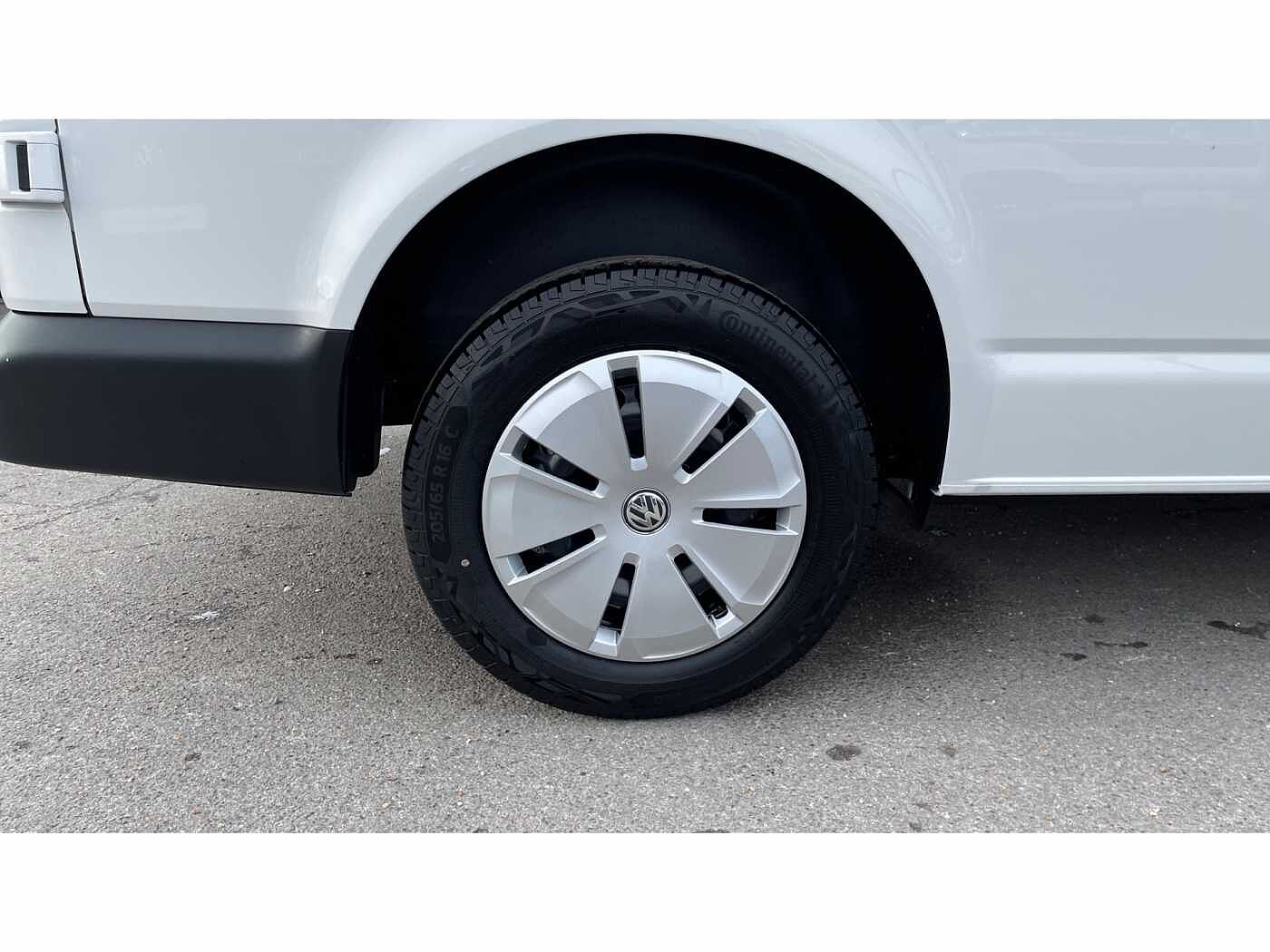 Volkswagen Transporter T26 Panel van Startline SWB 110 PS 2.0 TDI 5sp Manual