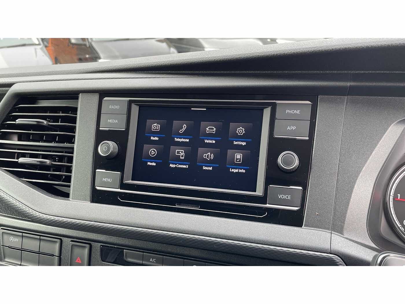 Volkswagen Transporter T26 Panel van Startline SWB 110 PS 2.0 TDI 5sp Manual