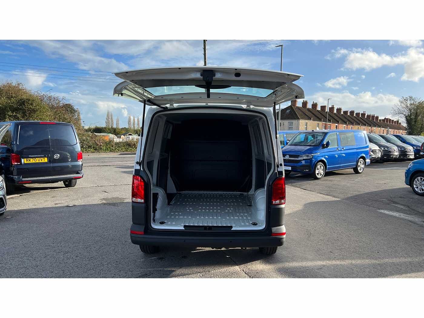 Volkswagen Transporter T28 Panel van Startline SWB 110 PS 2.0 TDI 5sp Manual