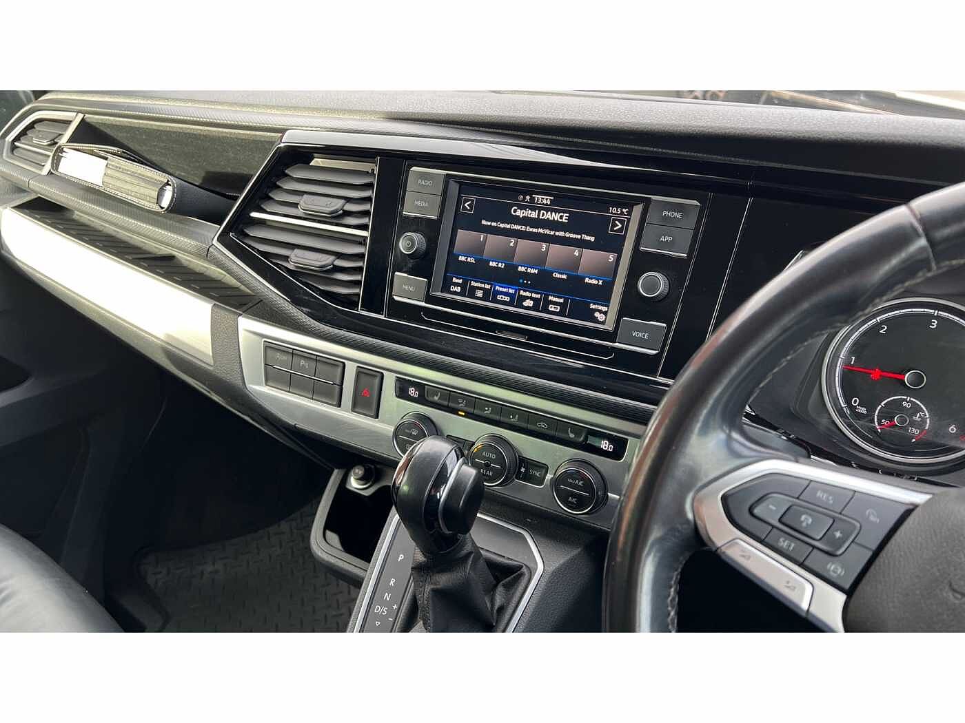 Volkswagen Caravelle SE LWB 150 PS 2.0 TDI 7sp DSG