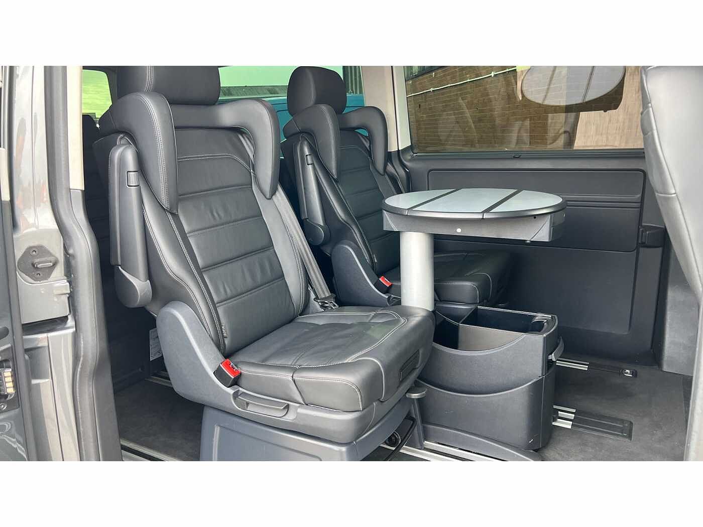 Volkswagen Caravelle SE LWB 150 PS 2.0 TDI 7sp DSG