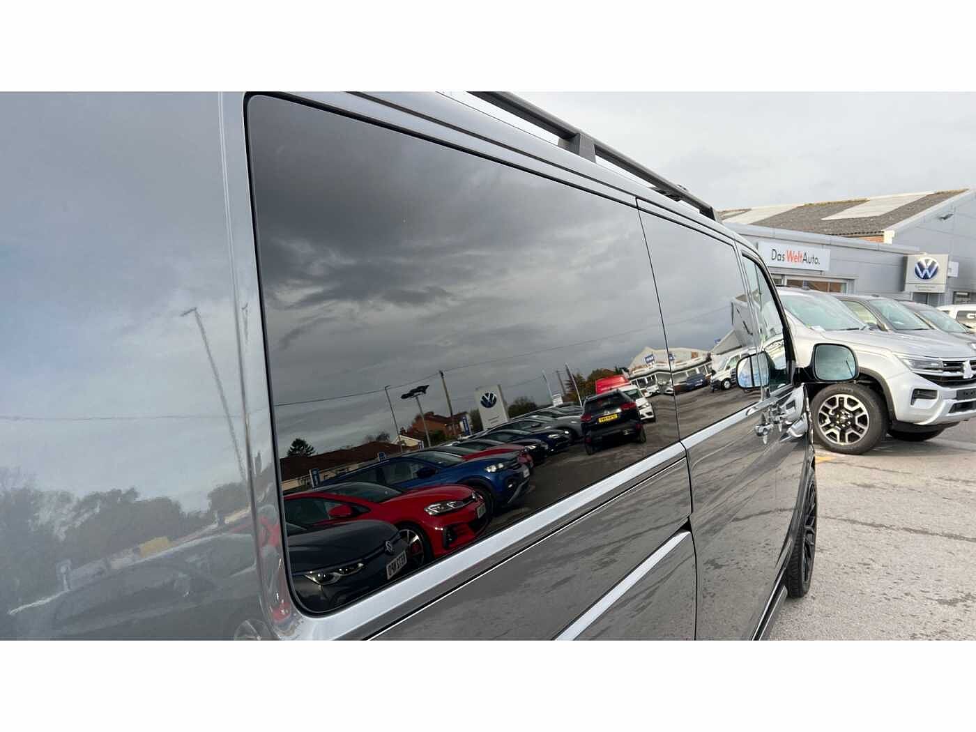 Volkswagen Caravelle SE LWB 150 PS 2.0 TDI 7sp DSG