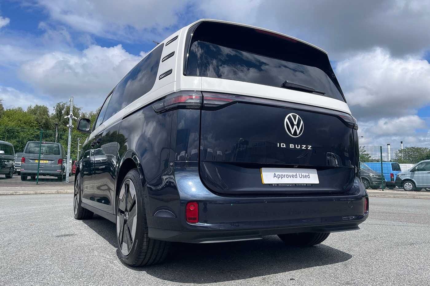 Volkswagen ID. BUZZ 1st Edition SWB 204 PS 77 kWh Pro Electric 1 Speed Automatic