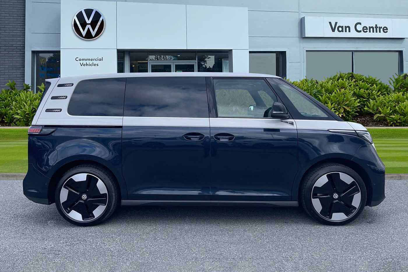 Volkswagen ID. BUZZ 1st Edition SWB 204 PS 77 kWh Pro Electric 1 Speed Automatic