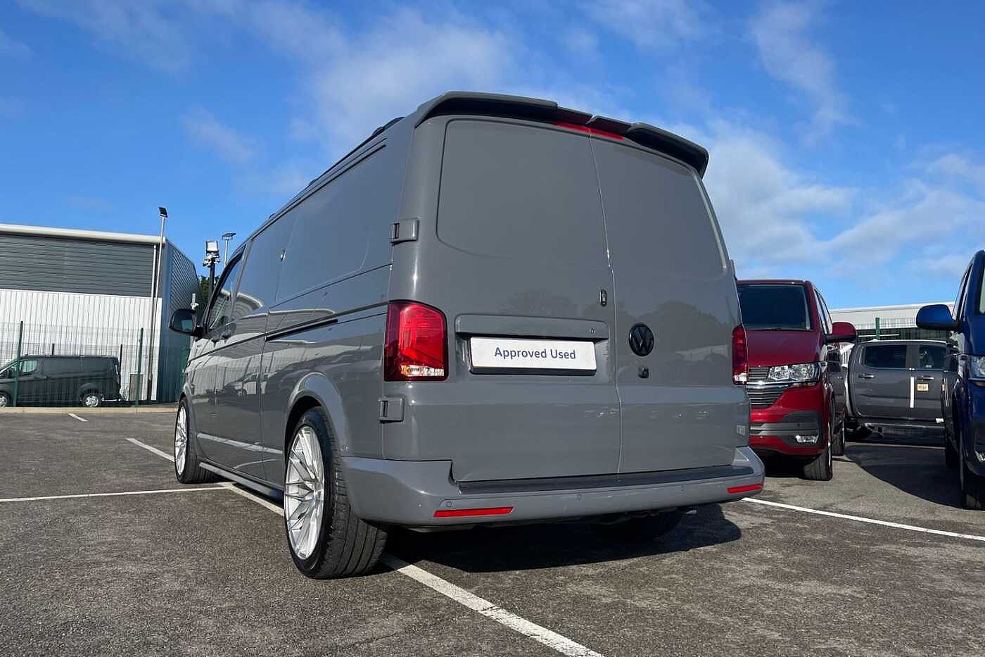 Volkswagen Transporter T30 Panel van Highline LWB 150 PS 2.0 TDI 7sp DSG (No Vat)!!!