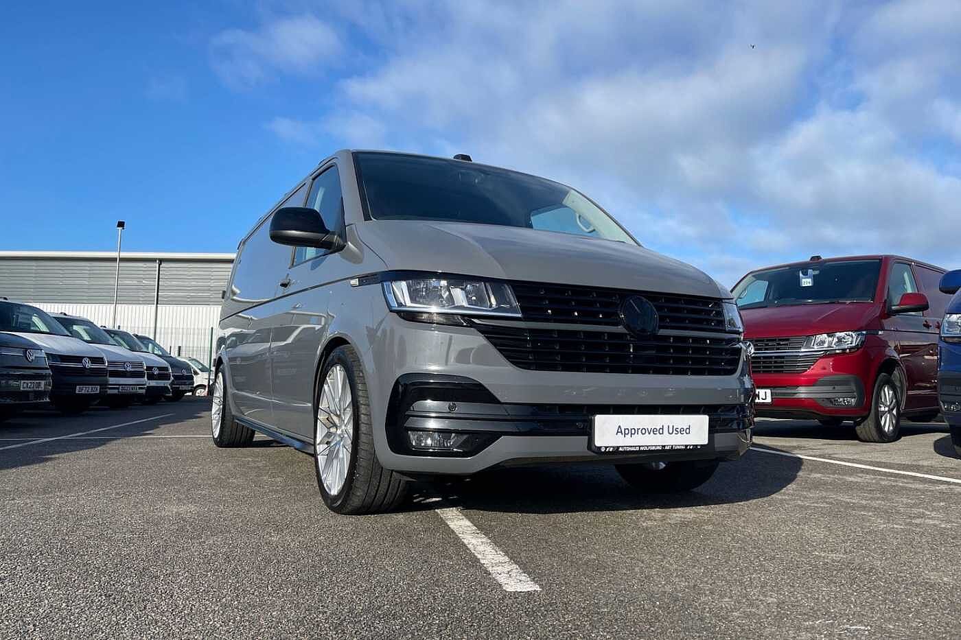 Volkswagen Transporter T30 Panel van Highline LWB 150 PS 2.0 TDI 7sp DSG (No Vat)!!!