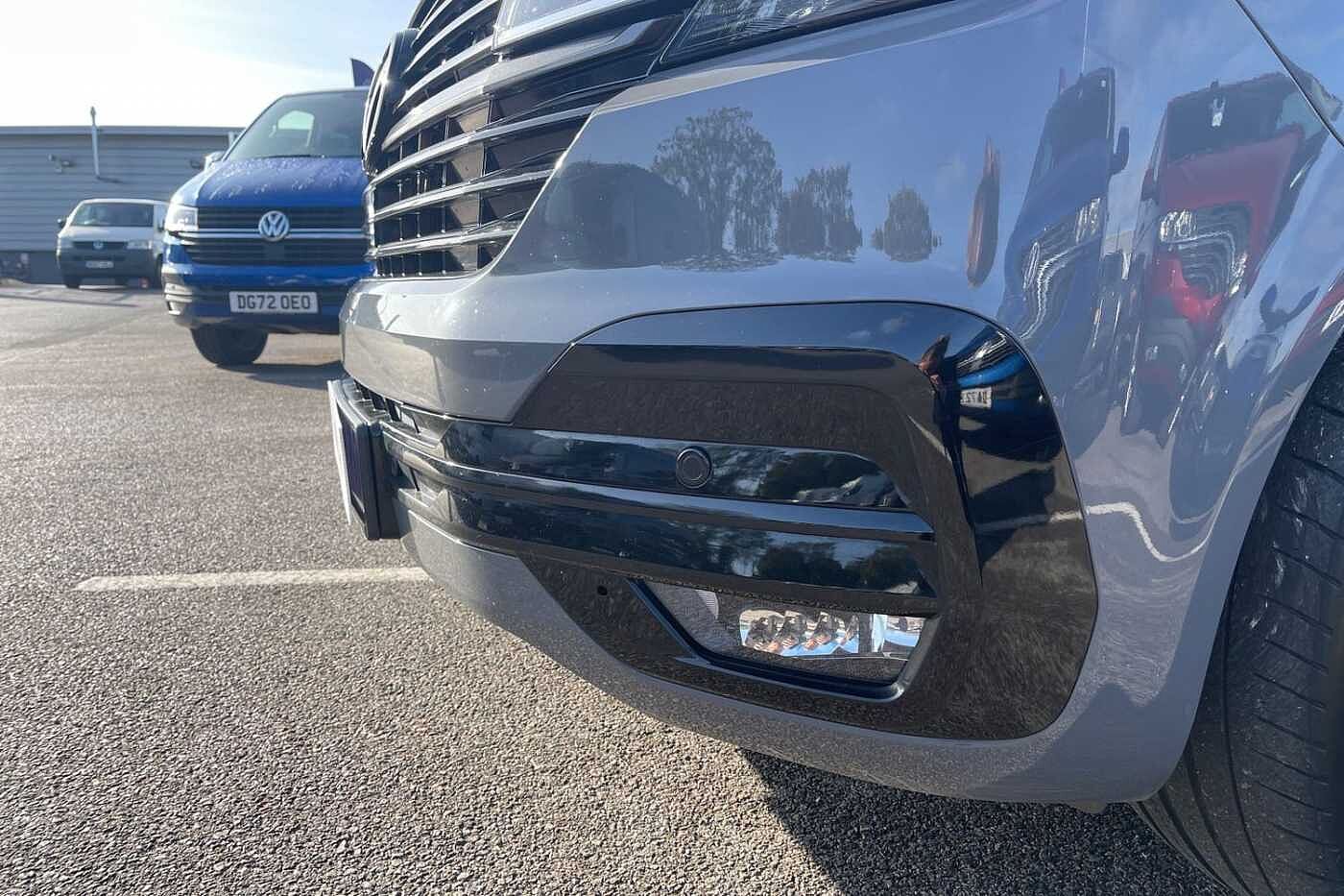 Volkswagen Transporter T30 Panel van Highline LWB 150 PS 2.0 TDI 7sp DSG (No Vat)!!!