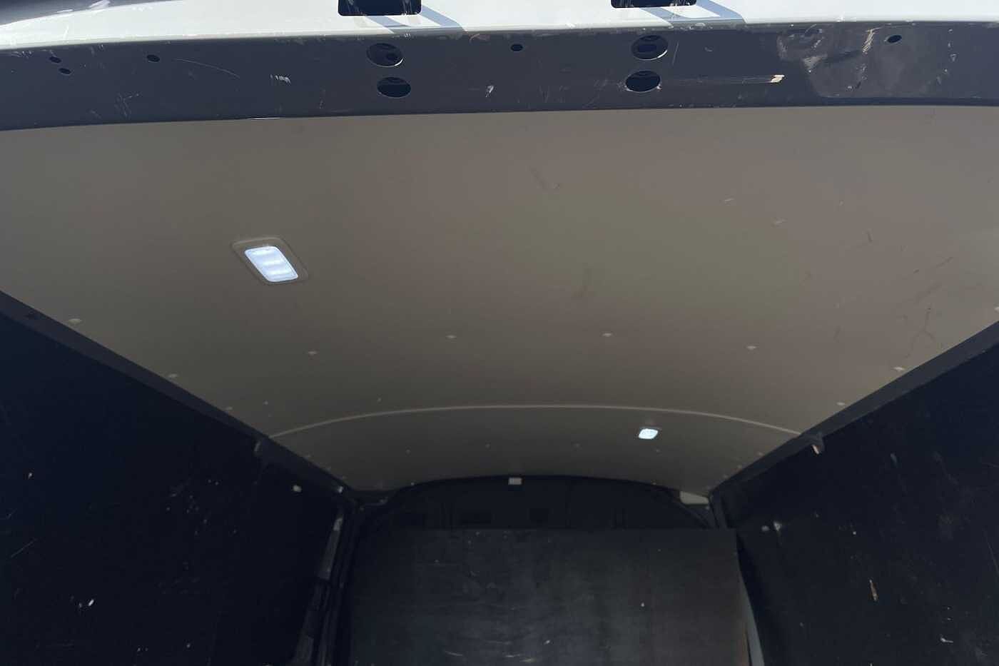 Volkswagen Transporter T30 Panel van Highline LWB 150 PS 2.0 TDI 7sp DSG (No Vat)!!!