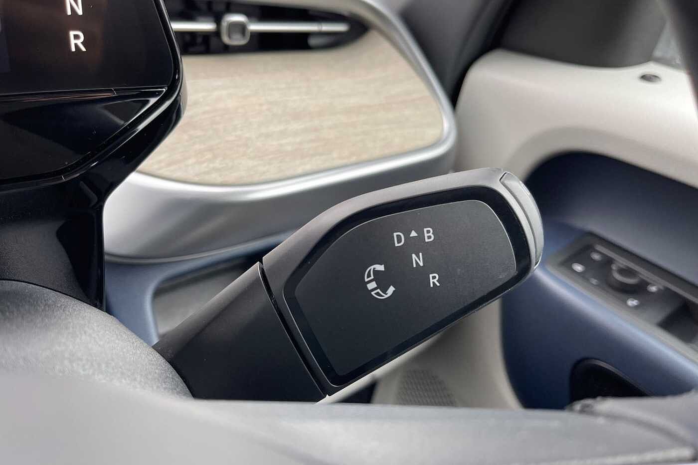 Volkswagen Id.buzz Estate ID. Buzz Life SWB 204 PS 77 kWh Pro Electric 1 Speed Automatic